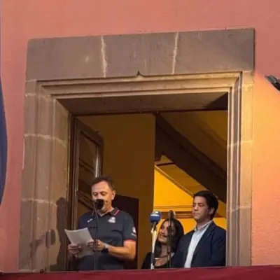 Lectura del pregó des del balcó de l’Ajuntament de la Seu d’Urgell